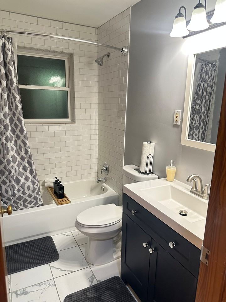 7047 Hampton Ave #1490319P - Photo 6 of 12