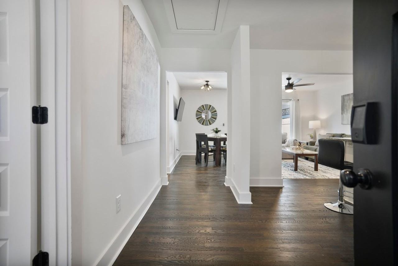 975 Shadowridge Drive Southeast - Photo 5 of 26