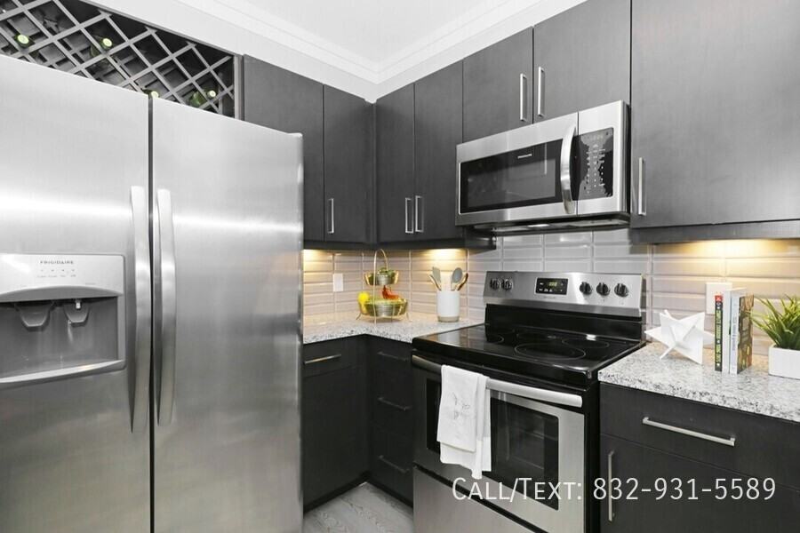 20813 Sharon Pkwy #AAG