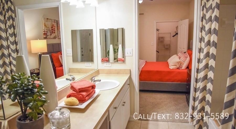 3098 Crossview Dr #ALB - Photo 7 of 17