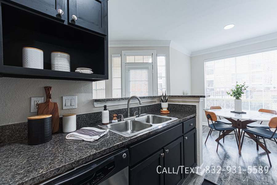 5335 W Loop S #VBA1 - Photo 2 of 14