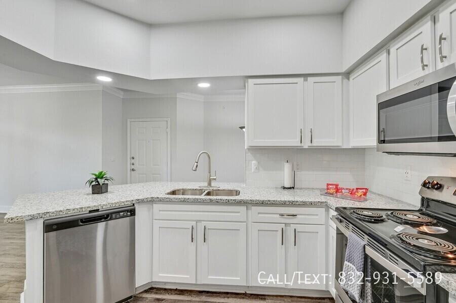 12548 Oxford Park Dr #28RO - Photo 2 of 10