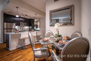 1434 Dunlavy St #29WD3 - Photo 1 of 1