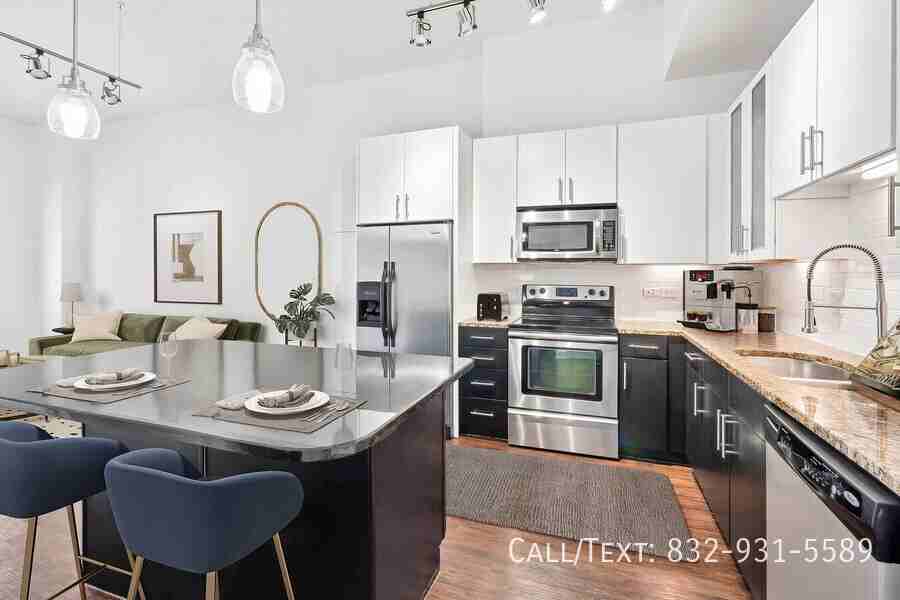 2566 Richmond Ave #AERO2