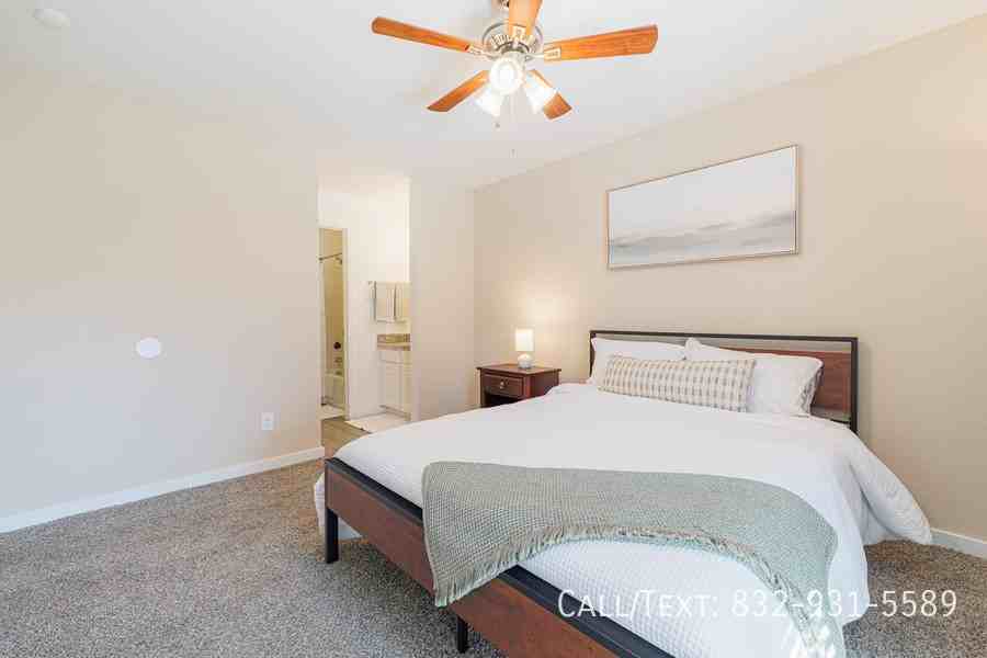 7103 Grand Blvd #7ALM - Photo 7 of 10