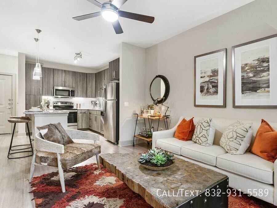 9943 Pearland Pkwy #ADBC - Photo 3 of 11