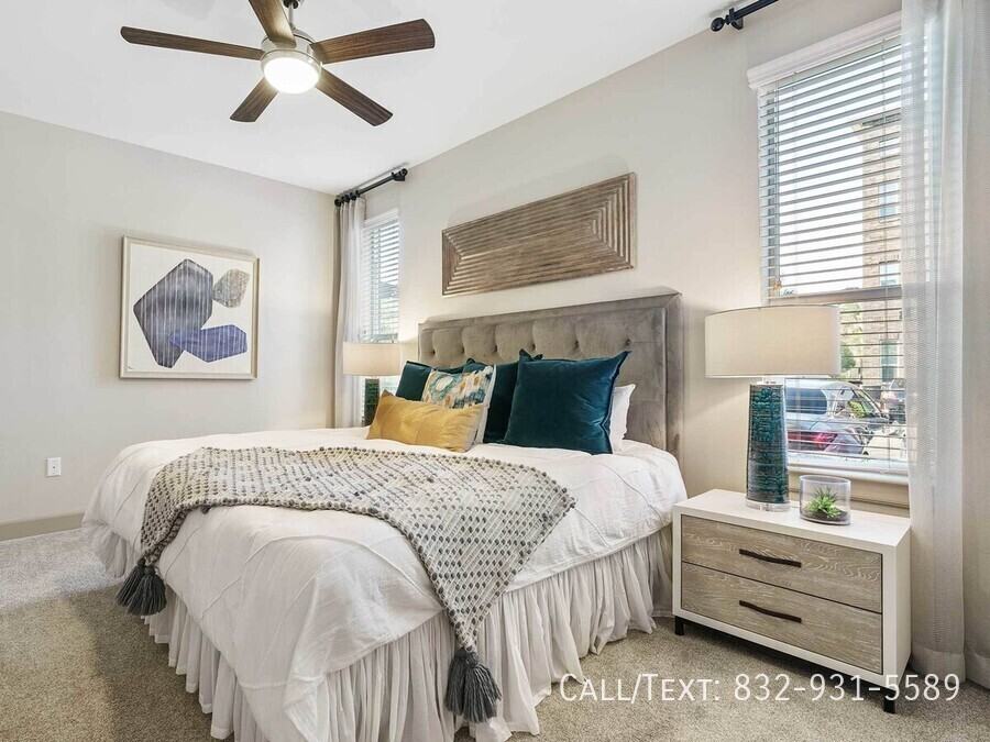 9943 Pearland Pkwy #ADBC - Photo 4 of 11