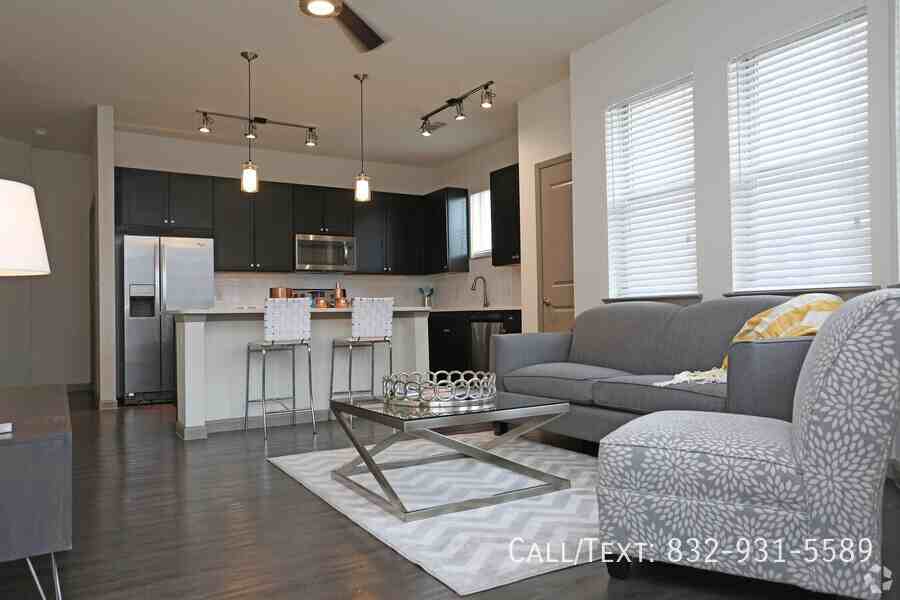 8100 Westheimer Rd #88T - Photo 2 of 9