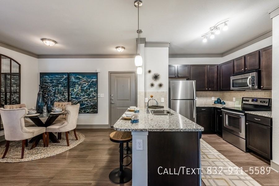 19950 Crescent Green Dr #AP - Photo 2 of 12