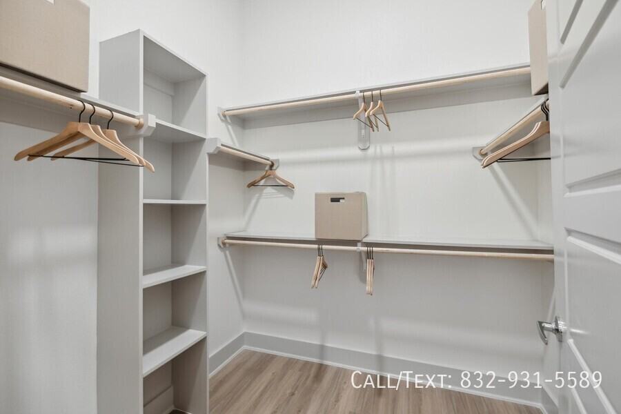 4601 N Main St #ASH - Photo 5 of 12