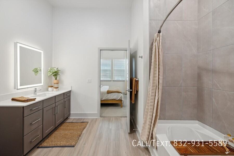 4601 N Main St #ASH - Photo 7 of 12