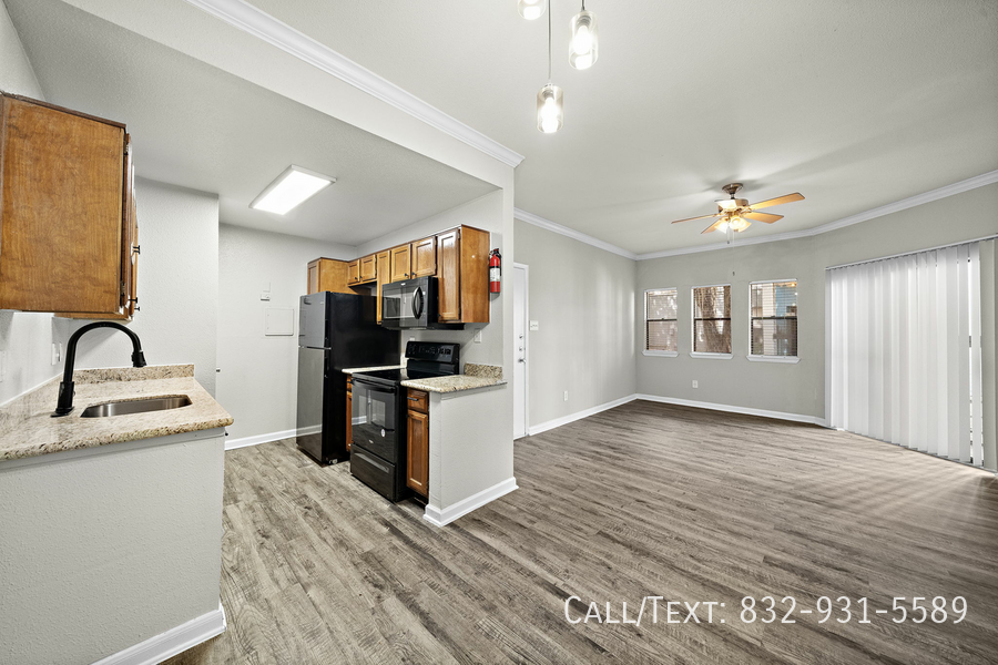 N Gessner Rd #AAW1 - Photo 2 of 10