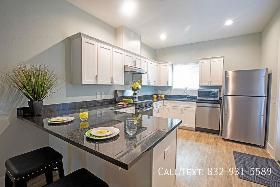 1299 S 7th St #APA1 - Photo 3 of 15