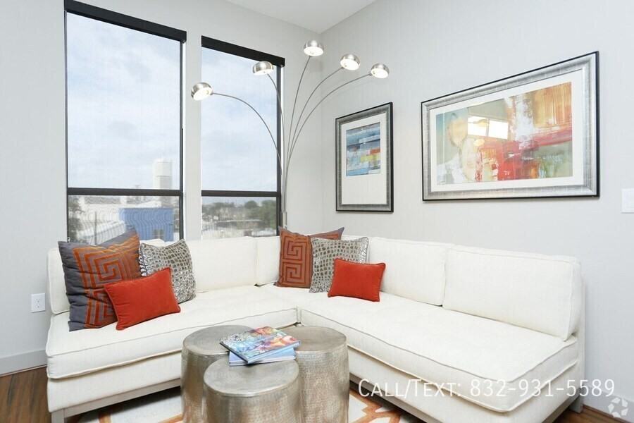 1300 Montrose Blvd #AOWD - Photo 5 of 9