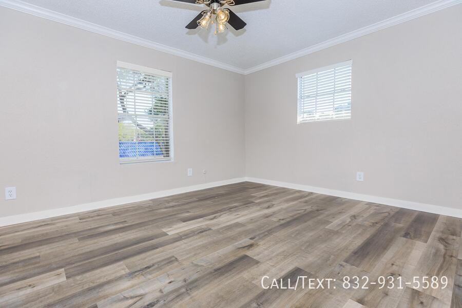 2067 Spenwick Dr #APW - Photo 4 of 9