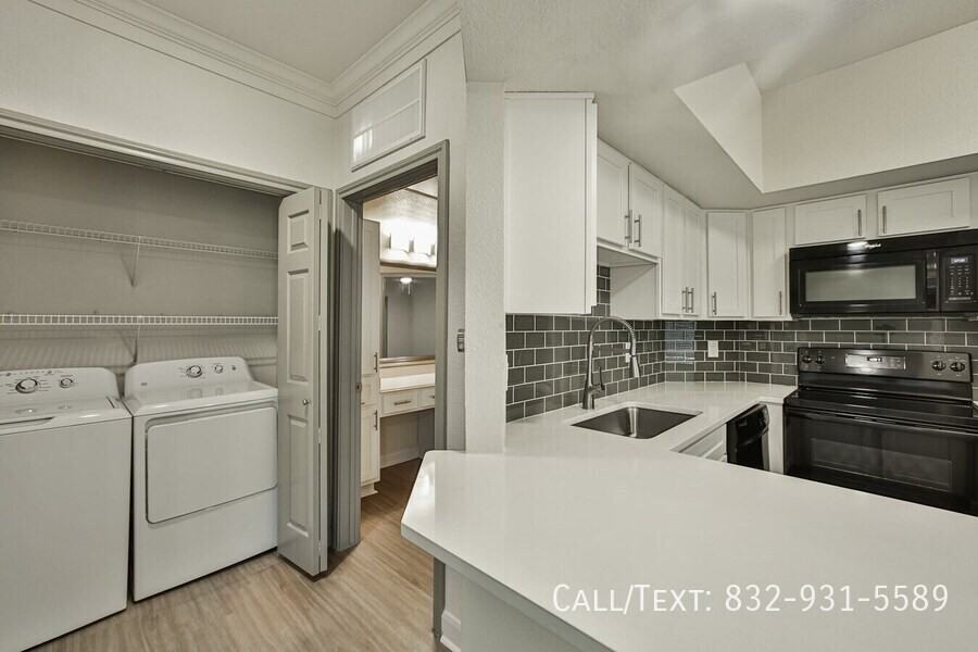 12592 Whittington Dr - Photo 2 of 11