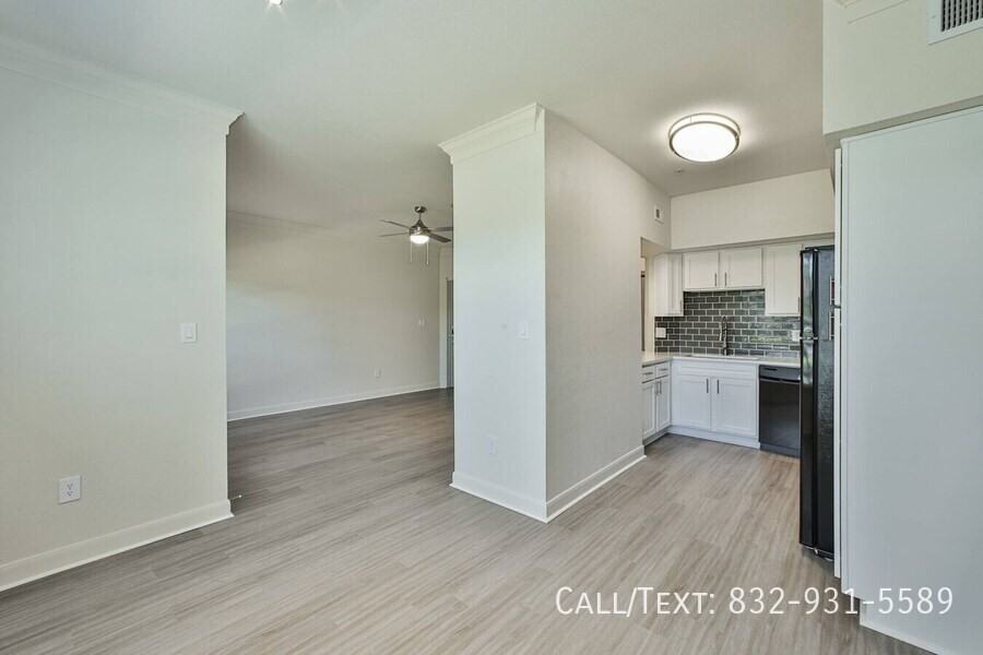 12592 Whittington Dr - Photo 3 of 11