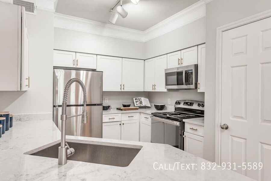 11698 Kirkholm Dr - Photo 3 of 19