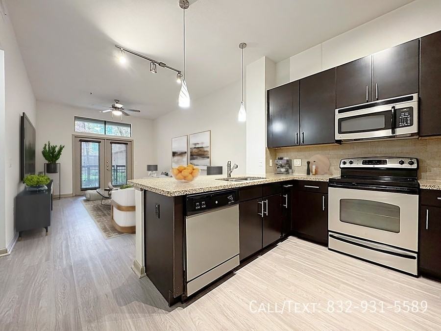 2899 Louisiana St #CPM2