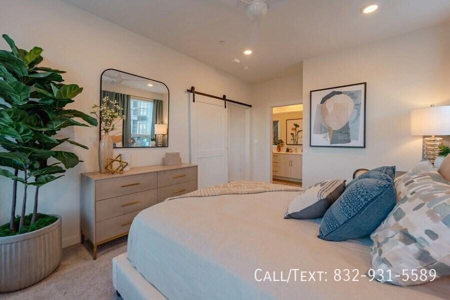 501 W 24th St #COH - Photo 6 of 9