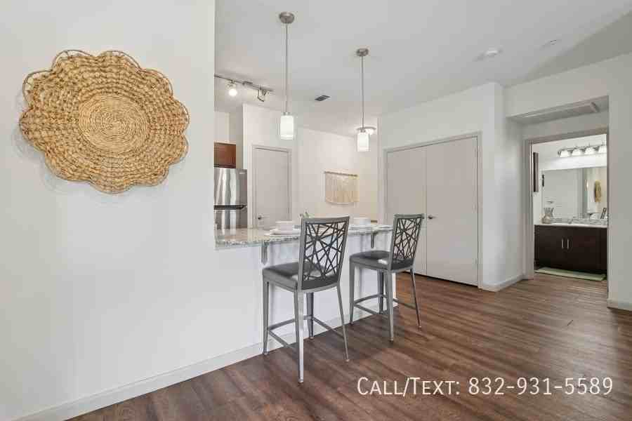 4348 E Sam Houston Pkwy S #CNG - Photo 6 of 18