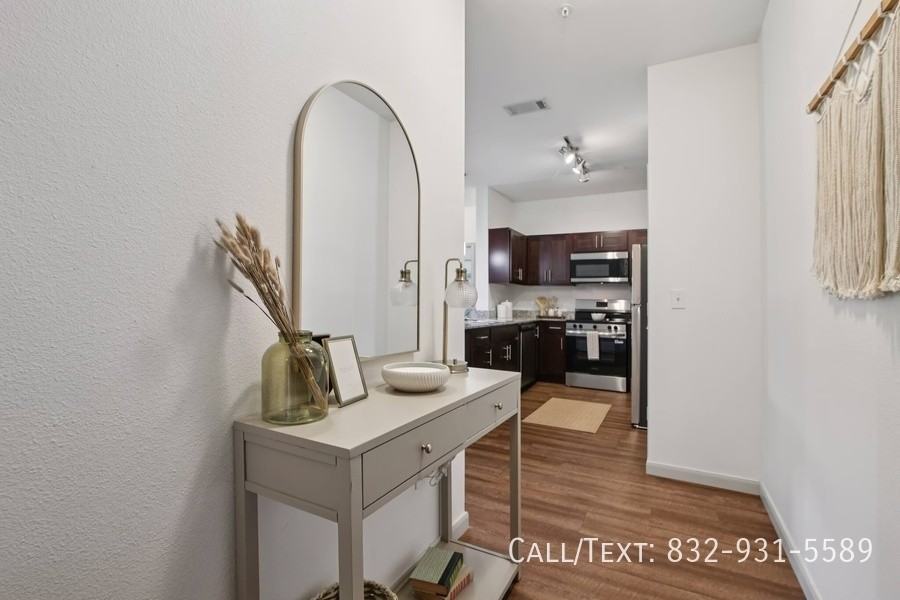 4348 E Sam Houston Pkwy S #CNG - Photo 7 of 18