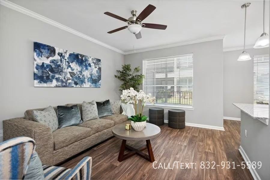 9799 Green Valley Ln #DWR - Photo 4 of 11