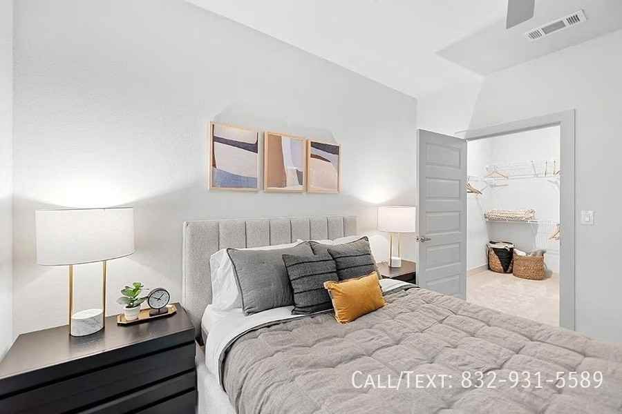 801 Lawrence St #EBD - Photo 5 of 12