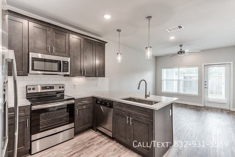 2398 Townhall Ln #EAGW - Photo 2 of 10