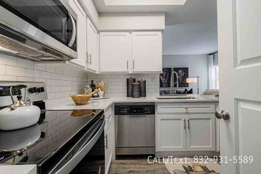 499 Pennsylvania St #EW