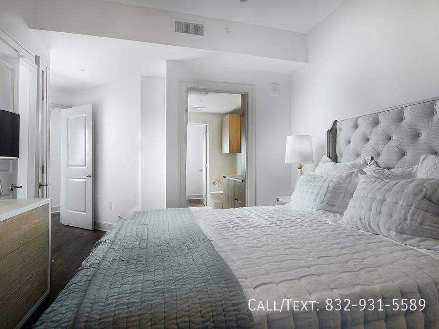 2797 S Shepherd Dr #HRO1 - Photo 7 of 11