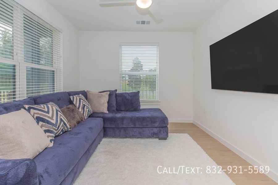 13401 Anagnost Rd #HRY - Photo 6 of 10