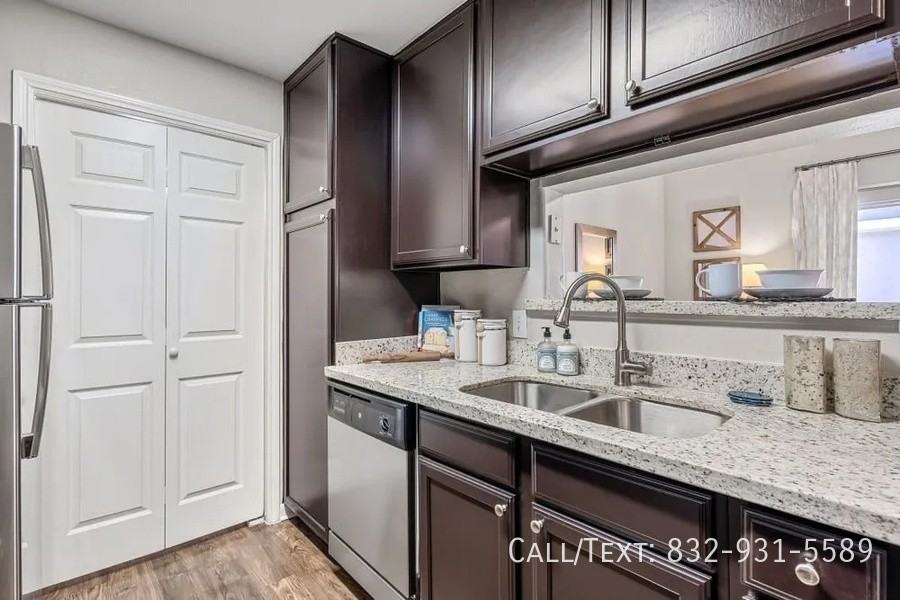 9698 Winsome Ln #MOWR - Photo 2 of 14