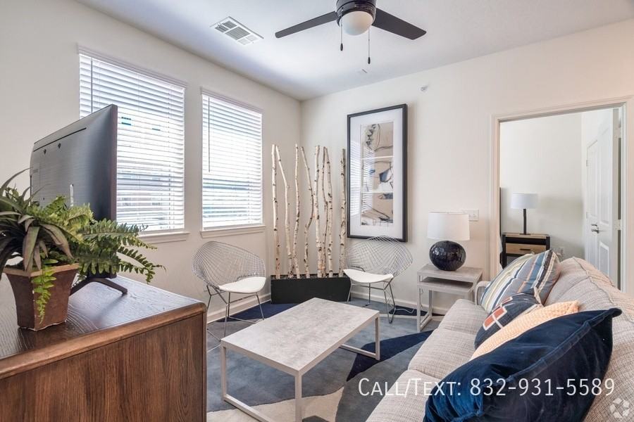 1100 Commerce St #MKCL - Photo 7 of 12