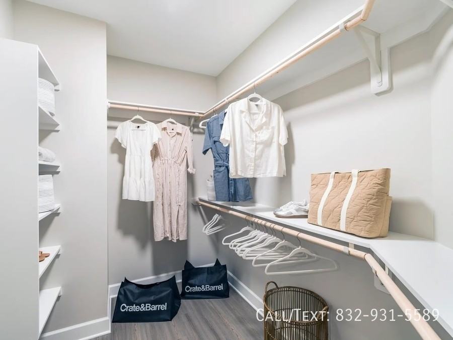 Rochow St #MAWH - Photo 7 of 11