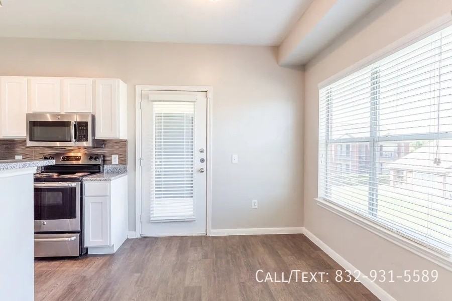 1710 Old Alvin Rd #OBE - Photo 3 of 12