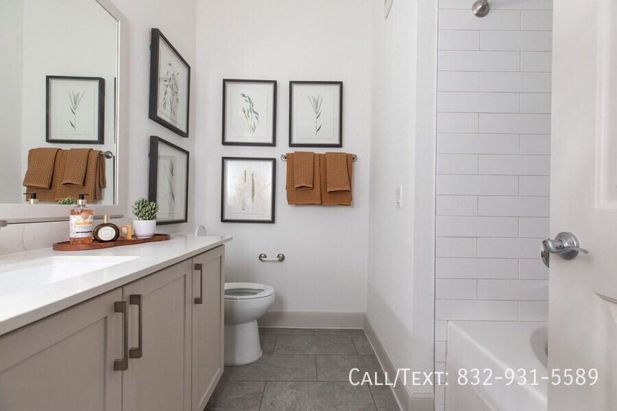 3400 Westheimer Rd #TBRO - Photo 6 of 11