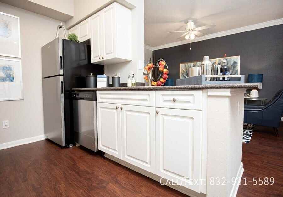 2800 Wilcrest Dr #PAW - Photo 3 of 19