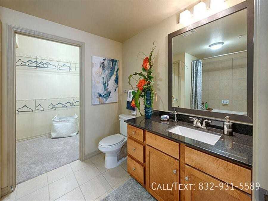 12011 Broadway St - Photo 6 of 10