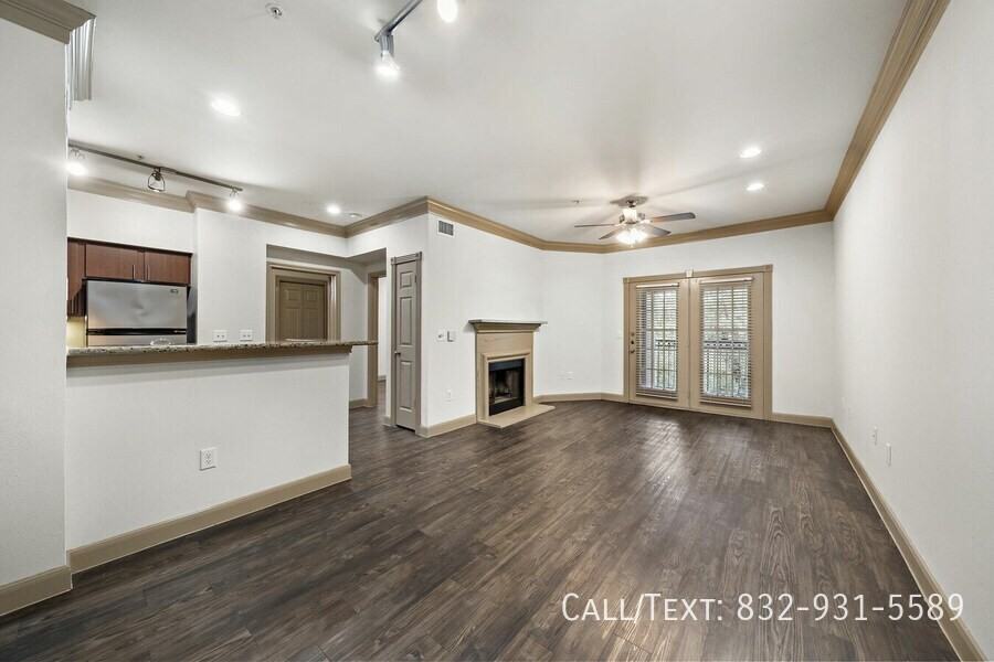 8882 Westheimer Rd - Photo 6 of 13