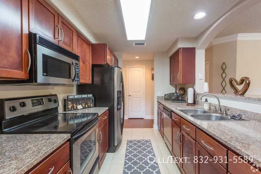 1699 Parkway Plaza Dr #SNBS