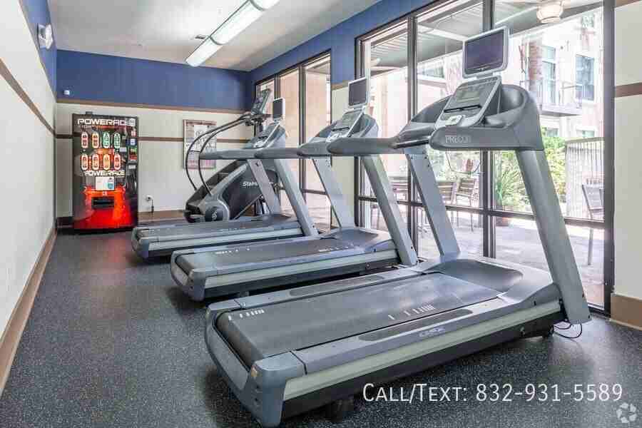 2424 Sawyer Heights St #SHL1 - Photo 7 of 9