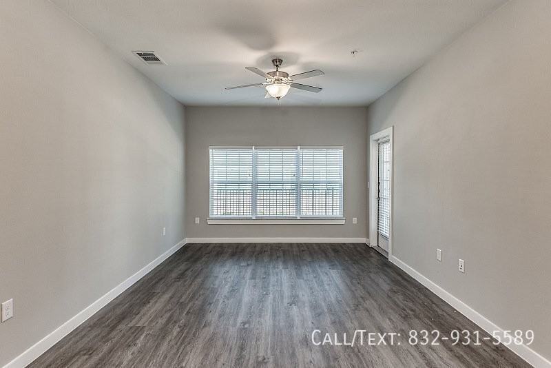 Dulles Ave - Photo 7 of 13