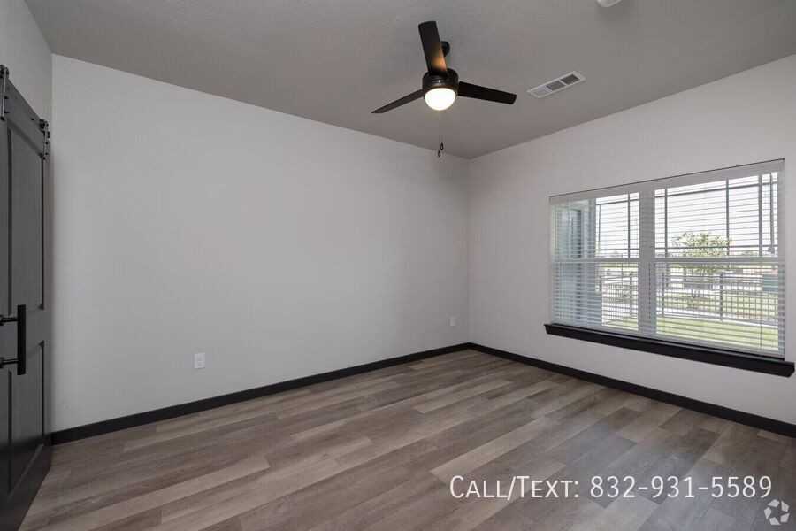 20978 Fm 529 Rd - Photo 5 of 12