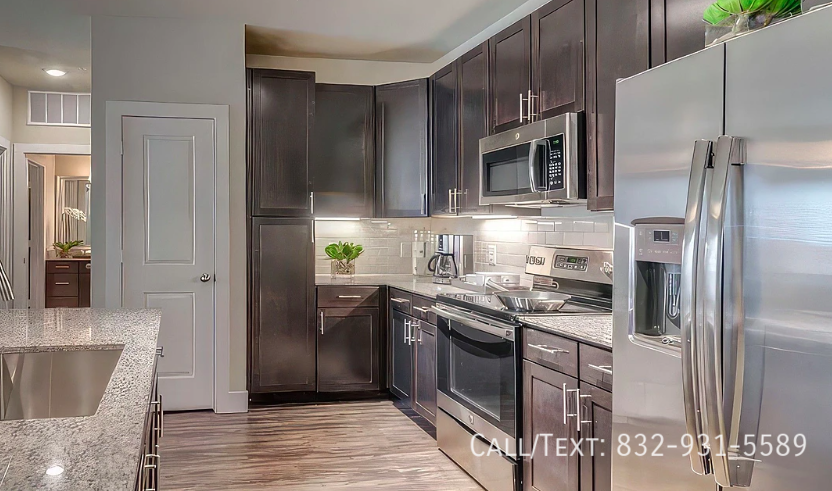 3333 Southfork Pkwy #SKL - Photo 2 of 11