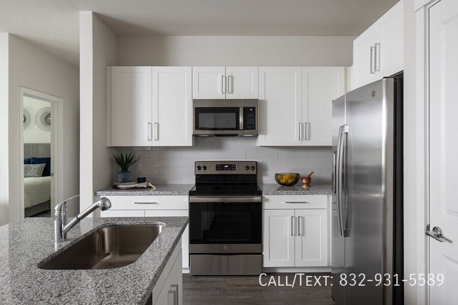 4519 Fm 1960 Rd W - Photo 2 of 10
