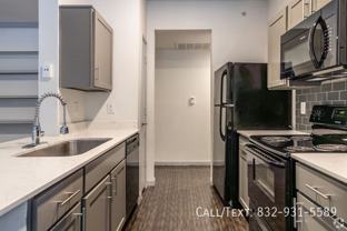 8401 Almeda Rd - Photo 1 of 1