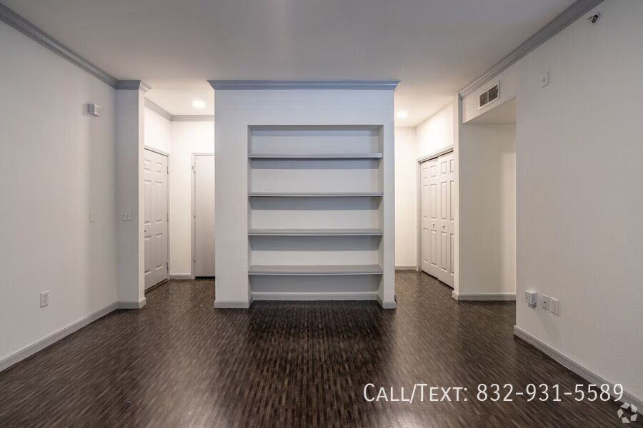 8401 Almeda Rd - Photo 3 of 11