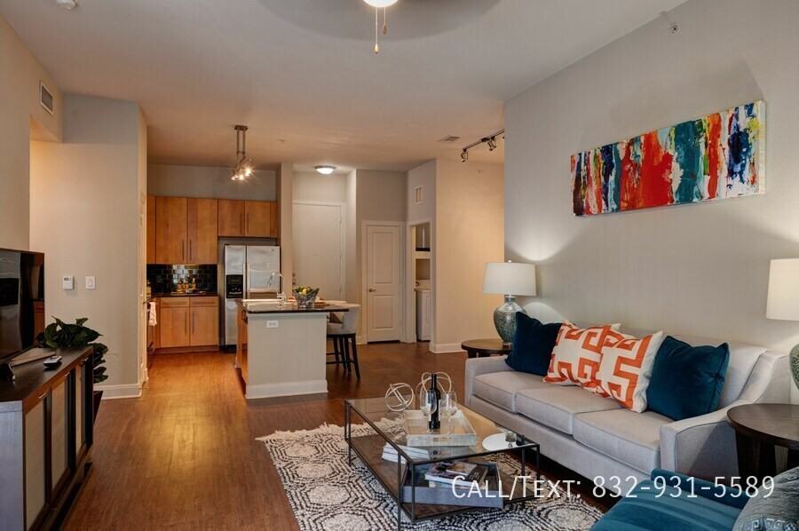 2800 Corder St - Photo 5 of 14