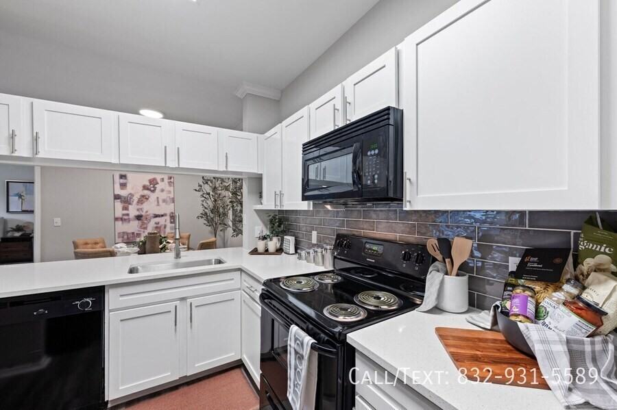 8048 Northcourt Rd #AMBR - Photo 4 of 16